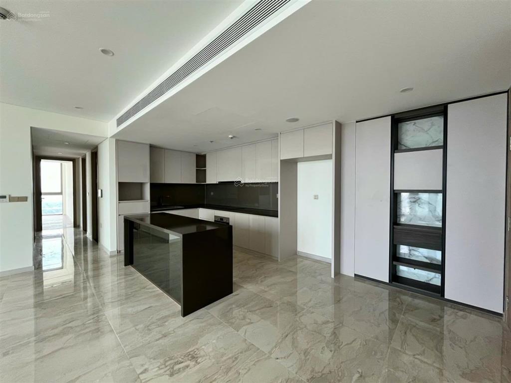 Giá tốt! căn 3 phòng ngủ 131m2  thảo điền green, 3 mặt view sông. giá 23tỷ.  0931 356 ***