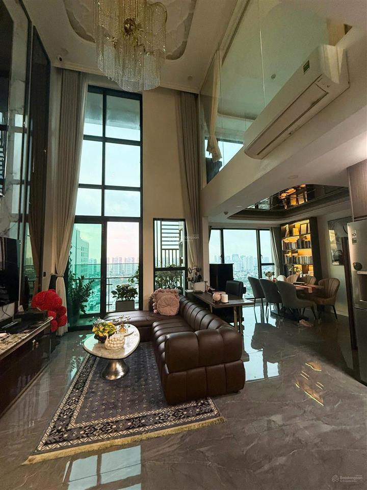 Nhà đẹp tầng cao! bán duplex 02 phòng ngủ, nội thất đẹp, dt 102m/90,24m2. giá 11,5tỷ.  0931 356 ***