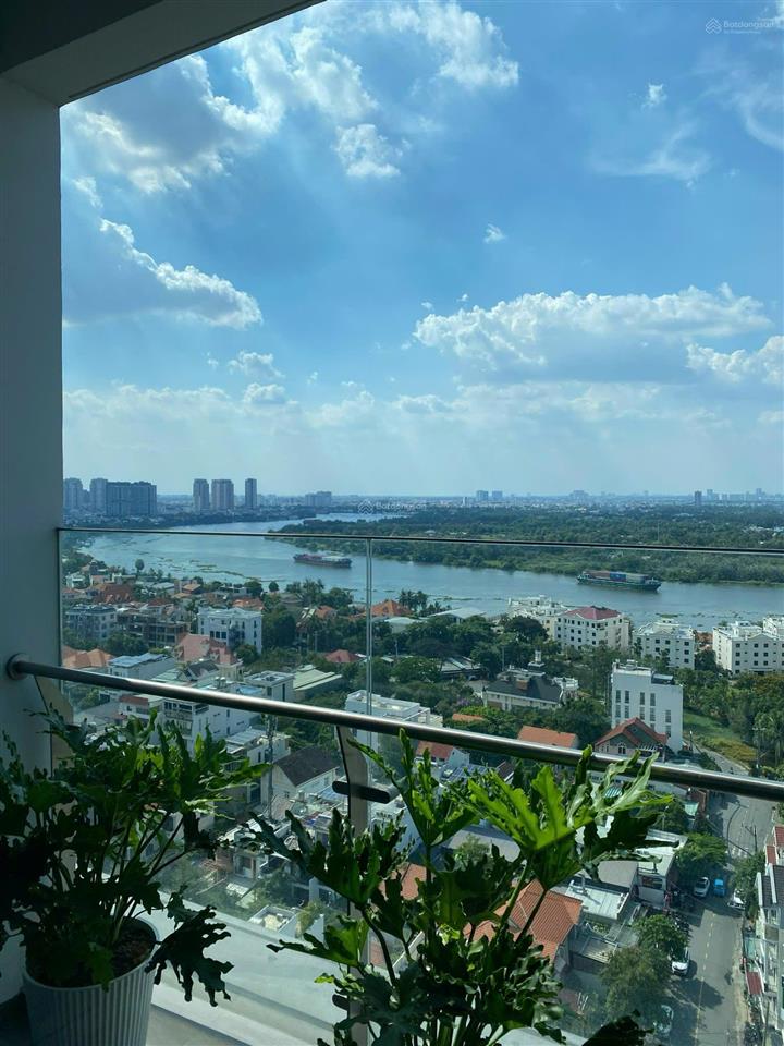 Tầng cao! căn 3 phòng 101m2  q2 thảo điền, full nội thất, view sông. giá 16,9ỷ.  0931 356 ***
