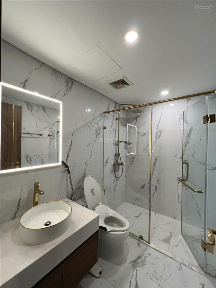 Siêu hot  cho thuê a10 nam trung yên 105m2 3 ngủ full đồ 17tr/th   0976 215 ***