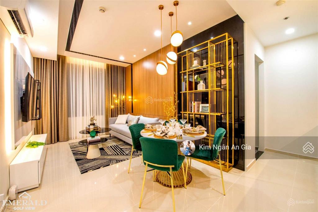 Chuyển nhượng chính chủ gửi bán căn góc 2pn 2wc full nội thất sổ sẵn chung cư the emerald golf view