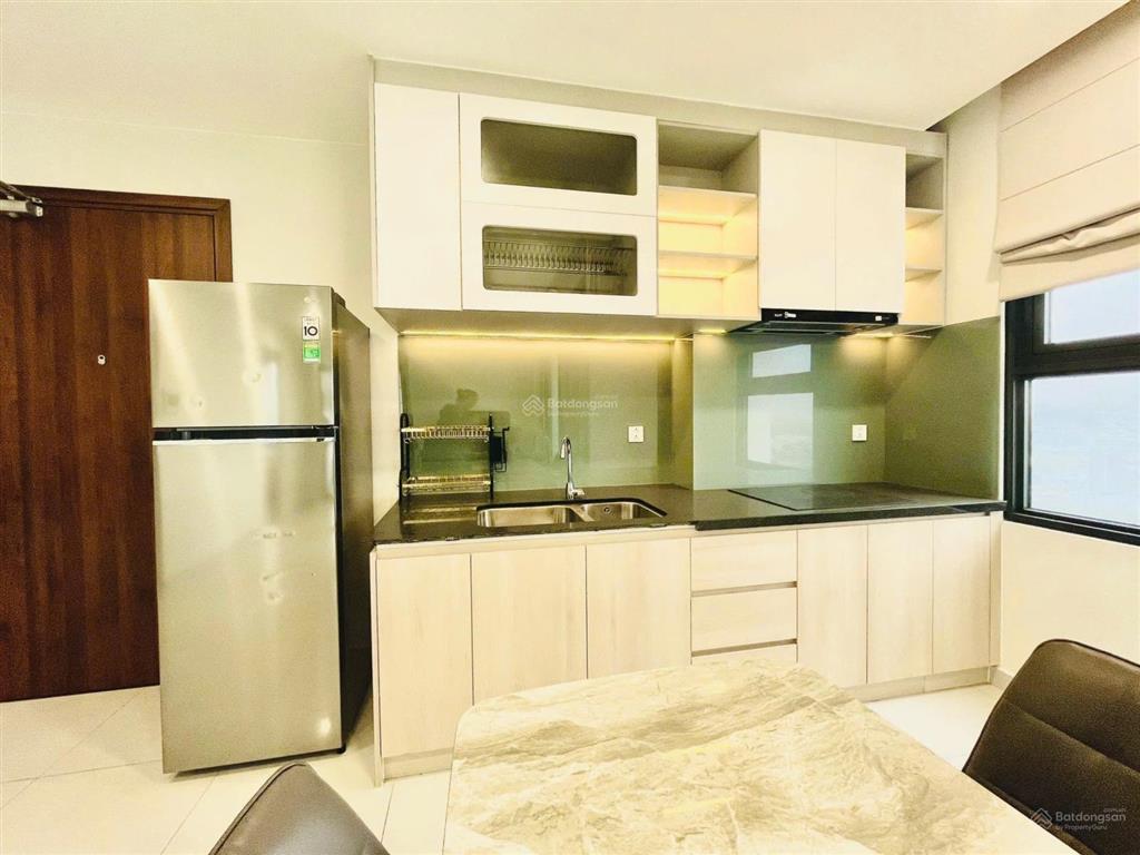 Chính chủ cần bán lỗ căn góc 2pn2wc cc the emerald golf view, full nội thất