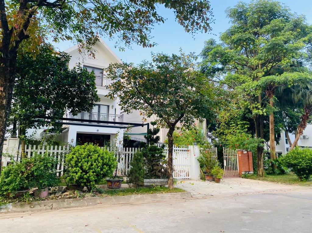 Bán bt 3pn + 2wc tại kđt quang minh, 19,9 tỷ, 247m2, giá tốt, chính chủ