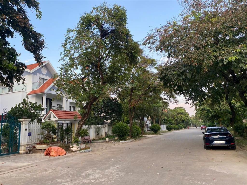 Bán bt 3pn + 2wc tại kđt quang minh, 19,9 tỷ, 247m2, giá tốt, chính chủ