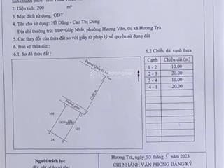 Bán  nhà 2 tầng 5,2 tỷ  đất nền 200 m2 cạnh siêu thị go  phía bắc thành phố huế  0987 549 ***