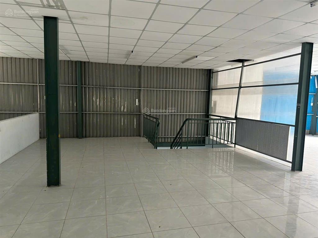 Bán xưởng phan văn hớn 1/. cạnh cầu tham lương, 10x20. phường ttn quận 12