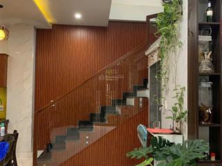 Nhà đẹp 2 tầng 2 mê kiên cố 60m2,ô tô đỗ ngõ, ngang 7m5 , biển 2p , trung tâm sầm uất ngũ hành sơn
