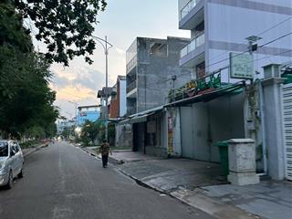 112m2 (5,5x20m), nhà 3 tầng, đường đỗ xuân hợp  quận 9, giá 8,9 tỷ, sổ hồng riêng
