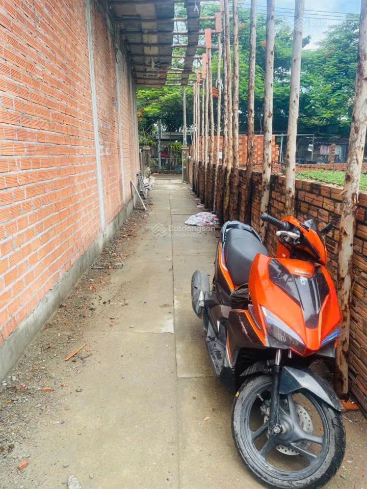285m2 đất 2 mt  giá 12.5 tỷ  tiện xây chdv cho thuê  đỗ xuân hợp vào 300m  phước long b quận 9