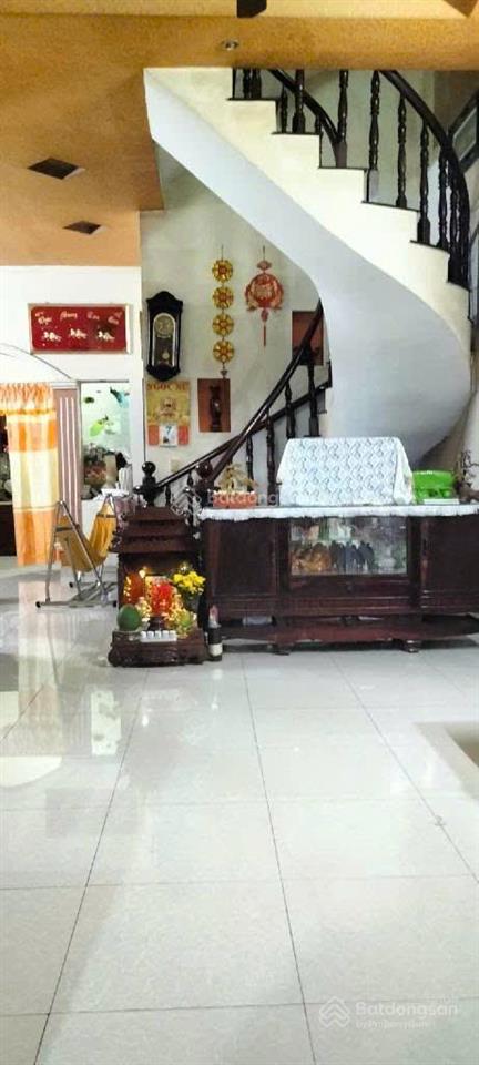 Chỉ 9 tỷ, (6x18) nhà 2 tầng, đường ô tô. phước long b, gara ô tô, full nội thất, shr