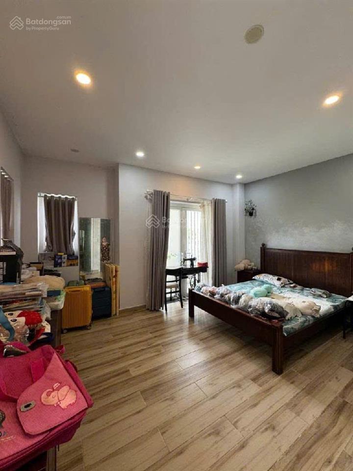 (5x22m) nhà 3 tầng, đường tây hòa vào 30m, đường lớn thông kd, phước long a, chỉ 9.8 tỷ shr