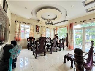 287m2 (9x32) biệt thự 2 mt, cách đường đỗ xuân hợp 300m, quận 9, giá 90tr/m2, sổ hồng riêng