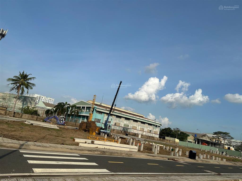 Nhà phố bình tân liền kề khu chung cư akari city giá chỉ 7 tỷ  51.8m2  5 tầng  0901 469 ***