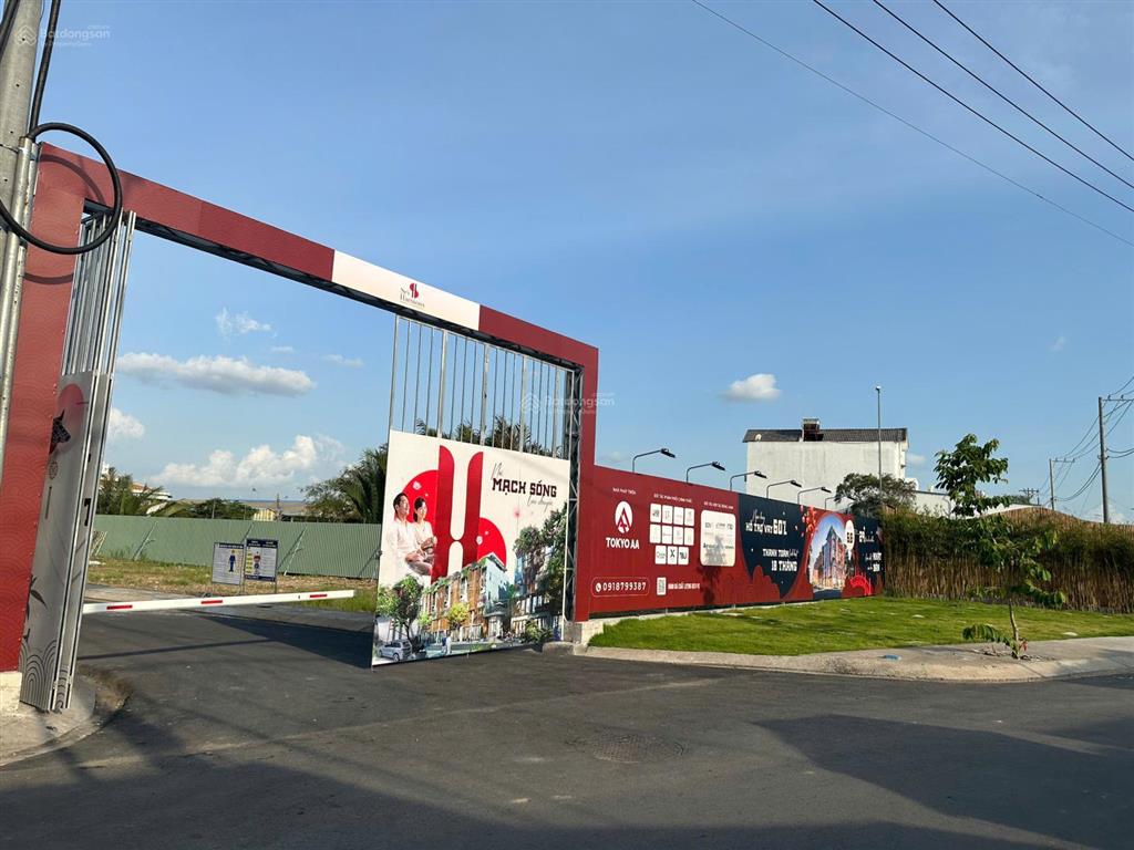 Nhà phố liền kề chung cư akari  bình tân  1 trệt 3 lầu 1 tum giá 6.8 tỷ  0901 469 ***