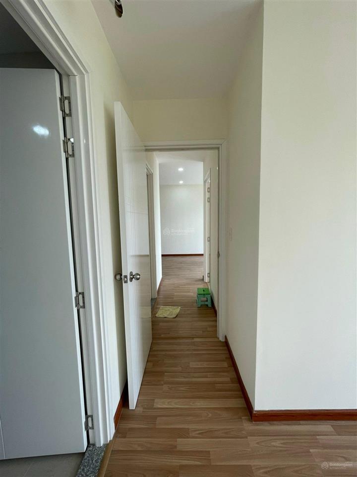 Bán căn 2 phòng ngủ 72m2 nhà trống giá 3 tỷ  nhà mới 99%  chung cư diamond riverside 0901 469 ***
