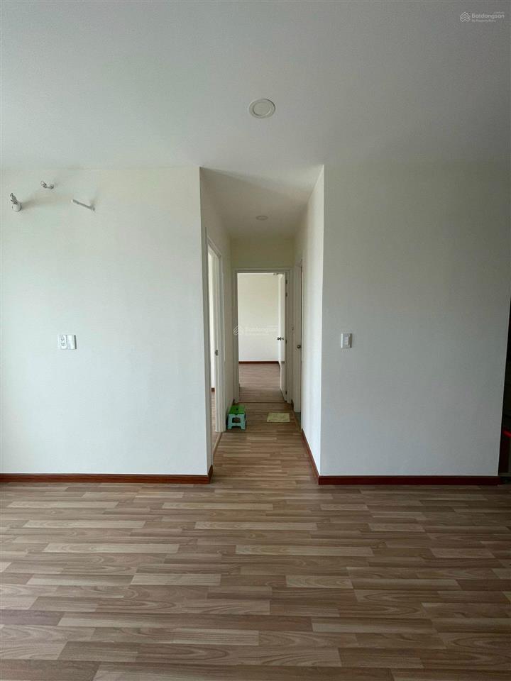 Bán căn 2 phòng ngủ 72m2 nhà trống giá 3 tỷ  nhà mới 99%  chung cư diamond riverside 0901 469 ***