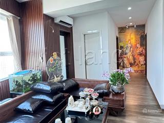 Cần bán căn góc 3 ngủ sẵn nội thất đẹp ở được ngay tại tòa ct5 kđt xa la,hà đông. sđcc, bc đông nam