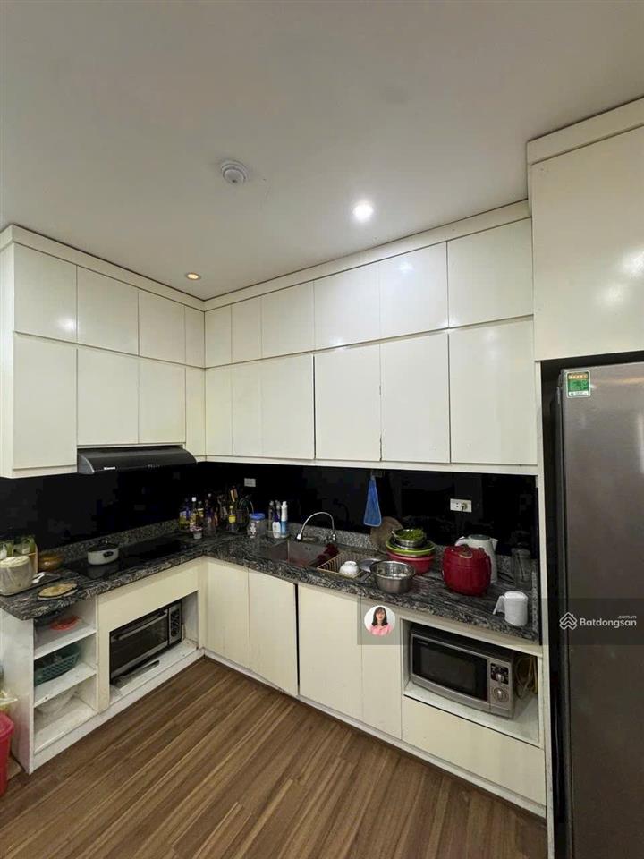 Bán căn hộ ct12 văn phú, hà đông. 2n2wc 68m2 có sổ, hướng đông nam