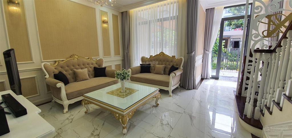 Cho thuê nhà lavila nguyên căn 23 triệu/tháng xem nhà  0909 499 ***