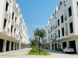 Chính chủ cần bán liền kề khu phố đi bộ kdt hinode royal park, vị trí gần trung tâm thương mại