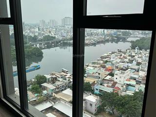 Bán căn 2pn view sông 75m2 giá 7.98 tỷ bao full. nội thất đẹp, sẵn hợp đồng thuê. giá tốt toà c