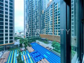 Bán nhanh căn 2 phòng ngủ view hồ bơi  giá 8 tỷ bao full hết. trục căn đẹp không bị chắn view