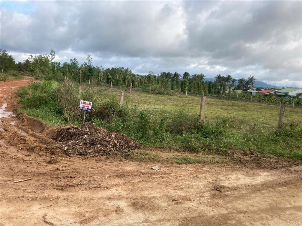 Bán đất 2 mặt tiền tại thị trấn m'đrắk cũ phù hợp biệt thự nghỉ dưỡng