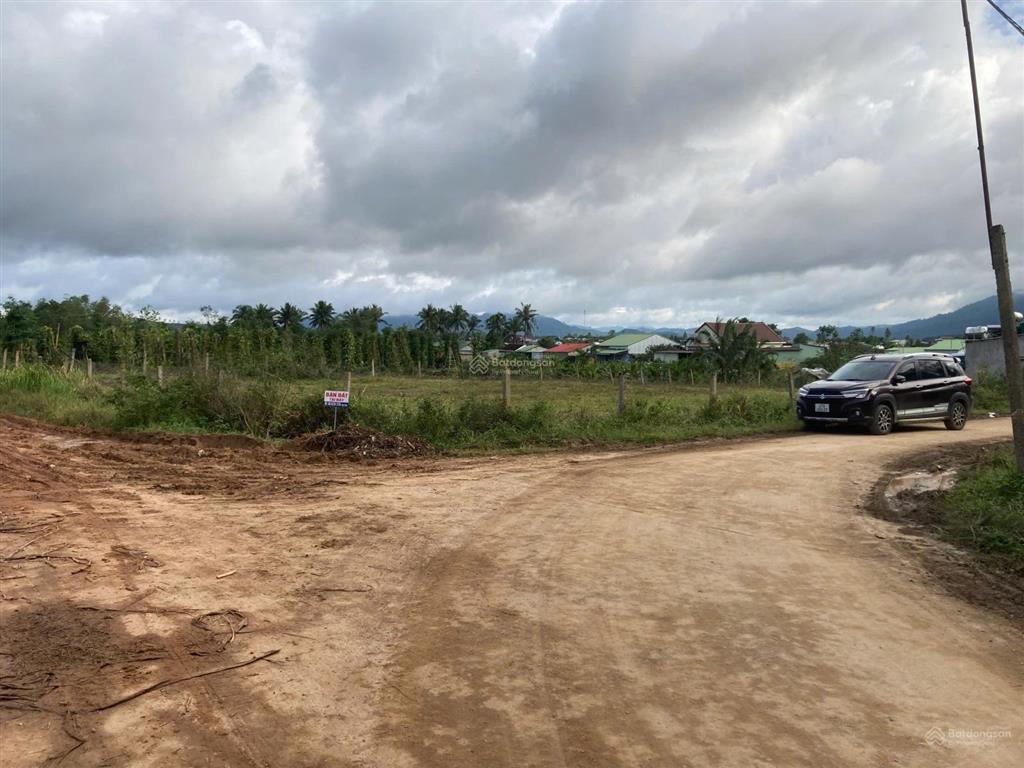 Bán đất 2 mặt tiền tại thị trấn m'đrắk cũ phù hợp biệt thự nghỉ dưỡng