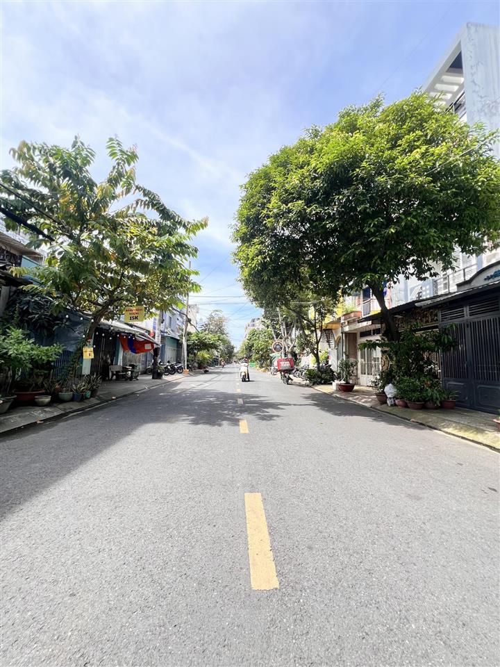 1 căn duy nhất nhà mặt tiền đường lê sao 12m  khu đồng bộ tân phú