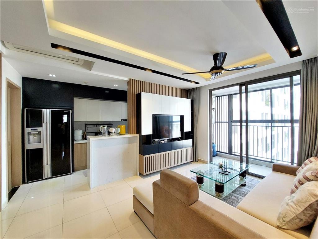 Căn hộ góc 3 phòng ngủ ở ngay khu sân bay orchard parkview  novalanđ 100m2 nội thất đầy đủ 19triệu