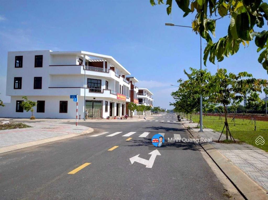 Giỏ hàng 14 căn shophouse kđt bàu xéo đường đt 777, 3 tầng, 100m2, chỉ 4 tỷ/căn