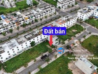 Chủ bán gấp đất đường d8, 80m2 sát công viên giá tốt nhất kđt bàu xéo, chỉ 1 tỷ 4xx