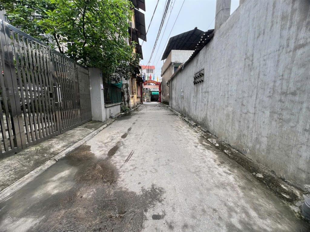 Bán nhanh mảnh siêu đẹp lô góc 51m kiêu kỵ mặt tiền 4,1m ô tô chỉ 4,3ty