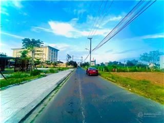 Lô góc đẹp  đối diện công viên  nhân hòa 3 góc thu bồn