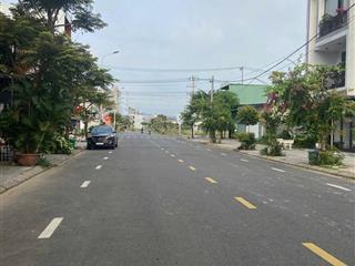 Cần bán gấp 1 lô đất đẹp vị trí kinh doanh