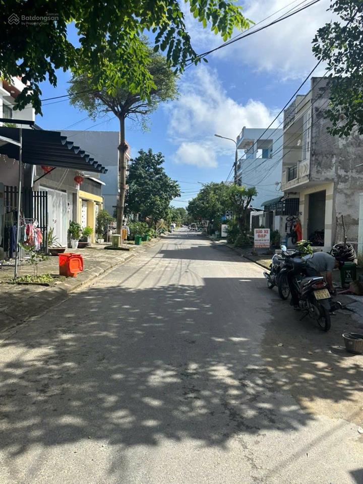 Cần bán lô đất song song phạm hùng