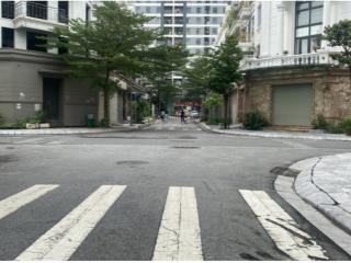 Cc cho thuê lô góc mặt phố thuận an, gia lâm, hướng tây nam, phù hợp kd văn phòng, mọi dịch vụ