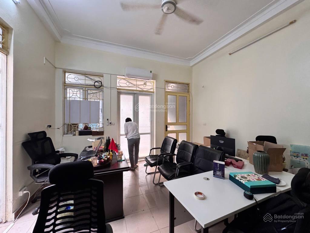 Gần 80m2 lô góc ô tô đỗ cửa mà chỉ 9.x tỷ 4 tầng ở đại mỗ 1 căn duy nhất