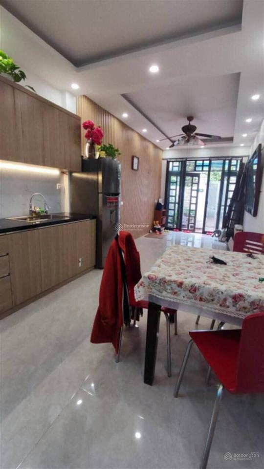 Chỉ 5.85 tỷ có nhà phân lô đường 6m 5 tầng 2 mặt thoáng sổ đỏ vuông đẹp trục chính đại mỗ
