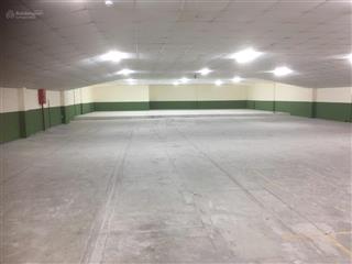 Cho thuê kho 1700m2 mặt tiền thoại ngọc hầu, tiện làm kho, sản xuất may mặc, logistic
