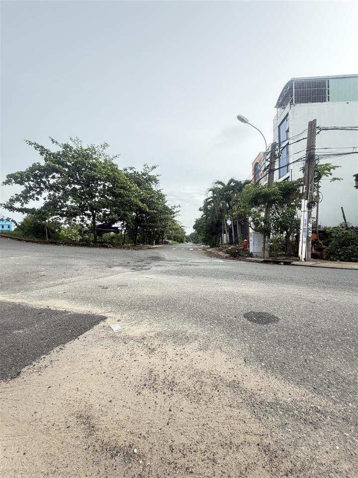Bán đất mặt tiền đường số ngay kdc bình hưng  bình chánh