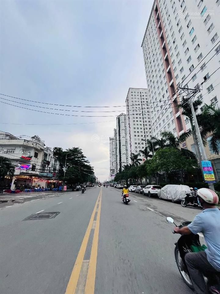 Bán nhà mặt tiền đường số gần parc mall cao lỗ