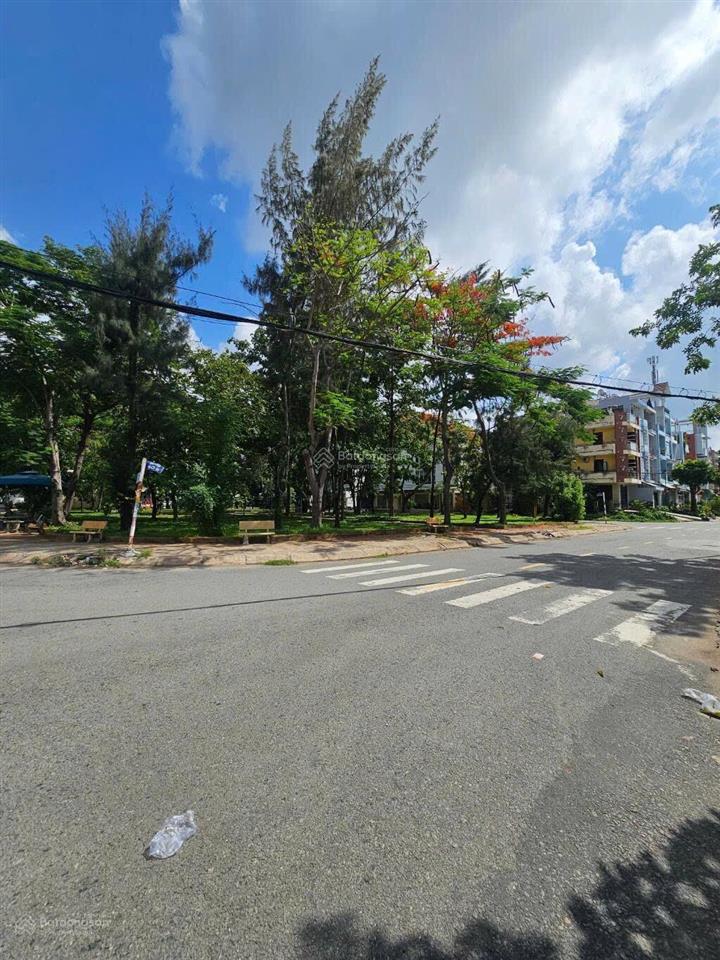 Bán đất sổ đỏ cá nhân khu dân cư phong phú 5