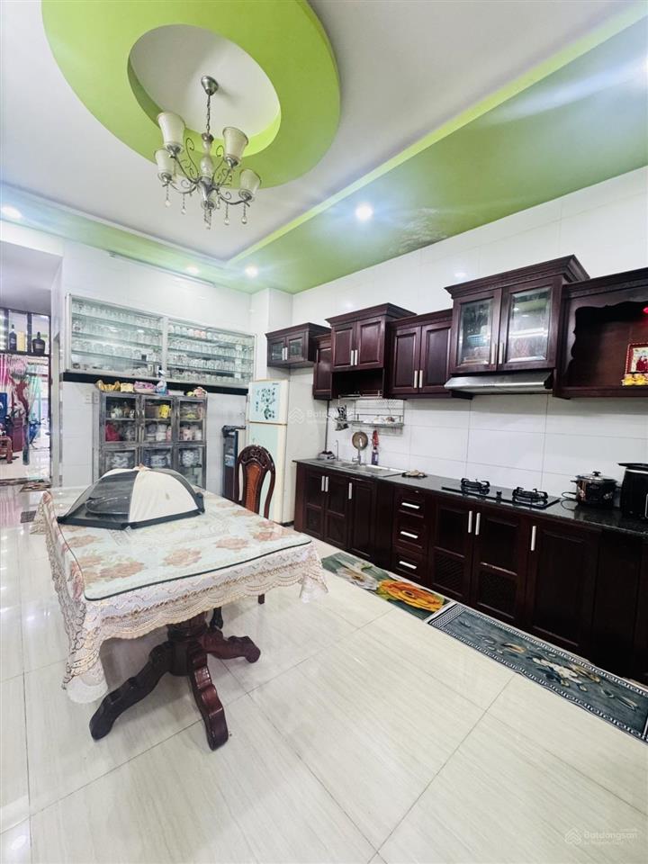 Bán nhà kdc bình hưng, ngay cầu bình tiên