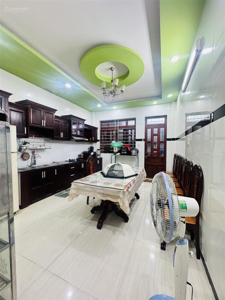 Bán nhà kdc bình hưng, ngay cầu bình tiên