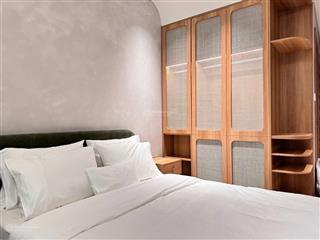 Cần tiền gấp muốn bán căn view trực diện biển tầng trung tòa sanhome
