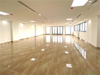 Chính chủ cần bán nhà mặt phố 25 khúc thừa dụ , cầu giấy 200m2 x 8 tầng mt 8m  1 hầm , thang máy