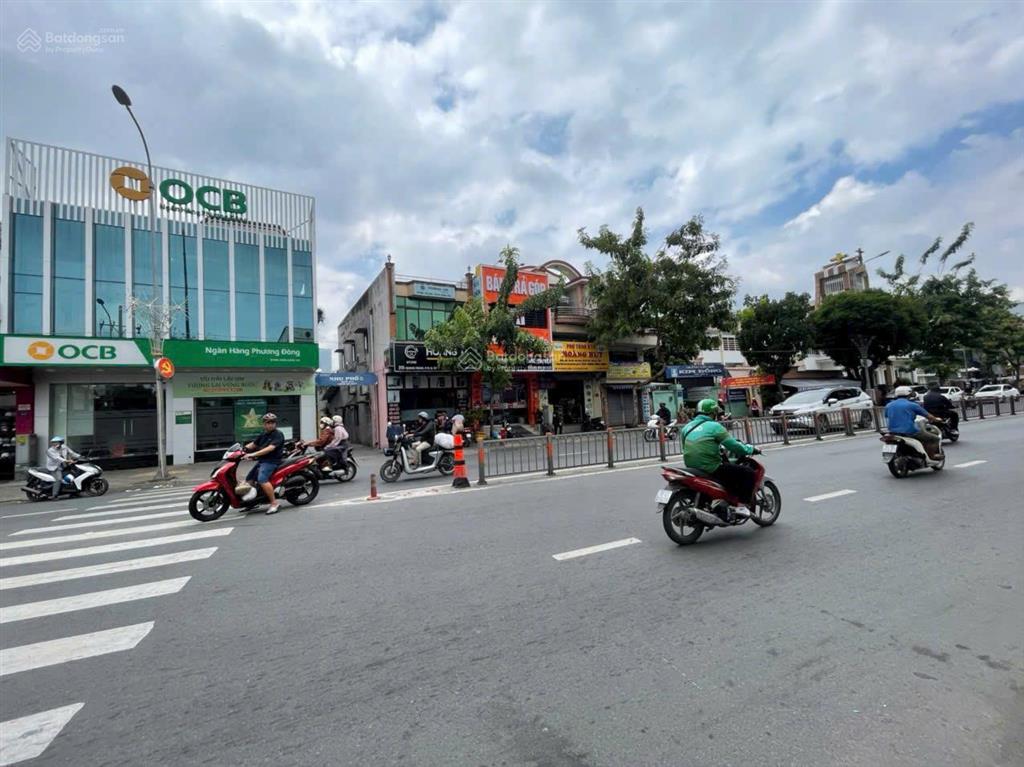 Bán nhà mt quang trung đang cho thuê 28tr/th giá 11 tỷ