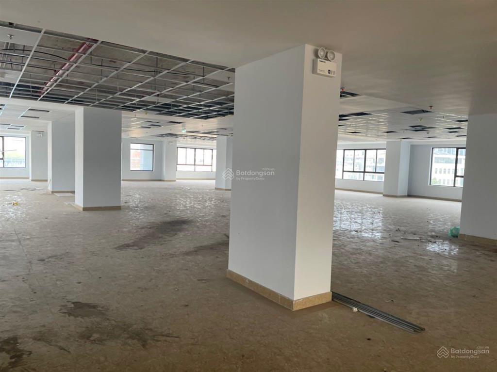 Ban quản lý bán sàn văn phòng liễu giai tower, ba đìn, dt 100  1200m2, giá 40tr/m2, đt 0938 613 ***
