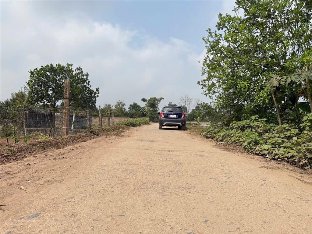 Chính chủ cần tiền bán 456m2 đất vườn  nghỉ dưỡng, giá thoả thuận.  0938 613 ***